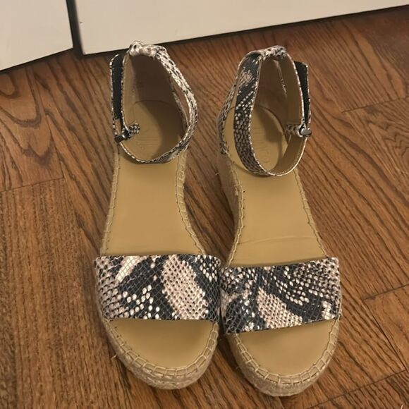 Franco Sarto Snake Print Espadrille Size 8 - Picture 2 of 5